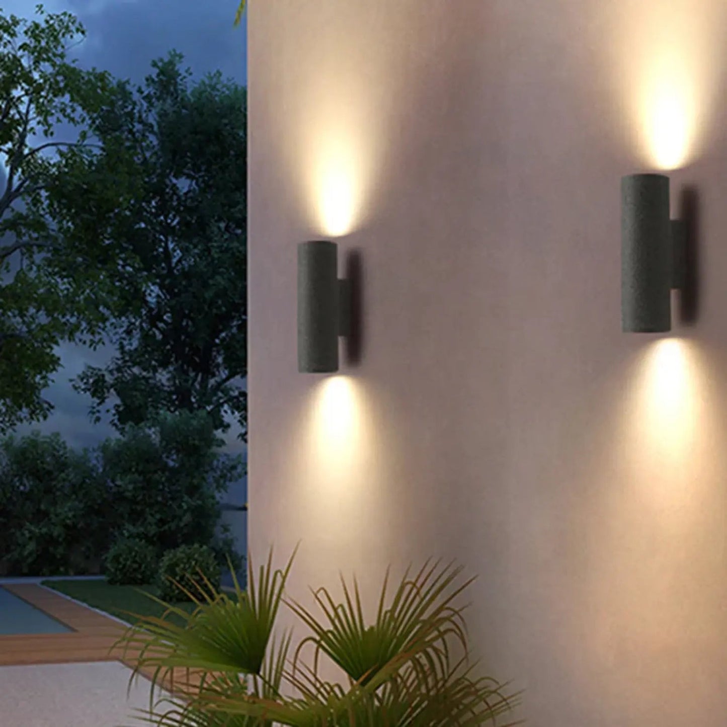 SteelGlow – Durable Wall Lamp for Elegant Outdoor Spaces