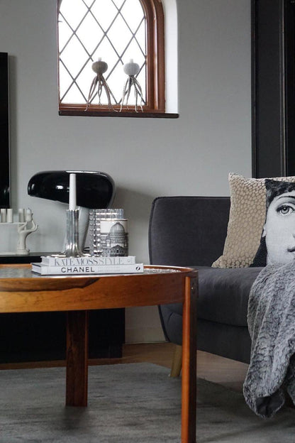 MarbleVista - Stylish Decorative Table Lamp