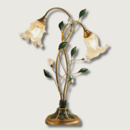 LuxePetals - French-Inspired Flower Table Lamp